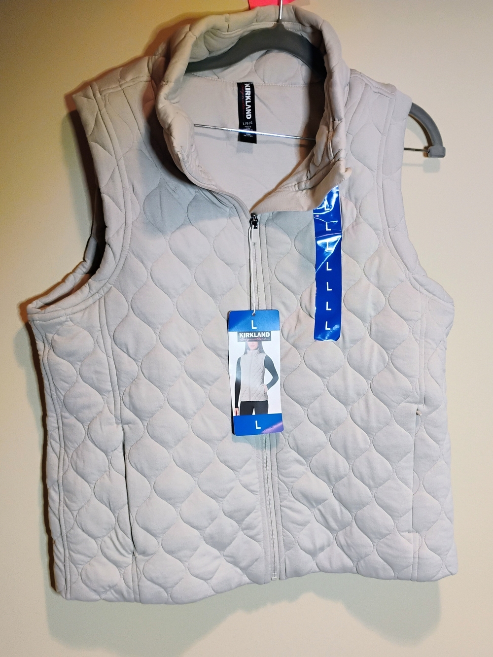 Kirkland Signature Ladies Quilted Zip-Front Vest Cream Color Size L
